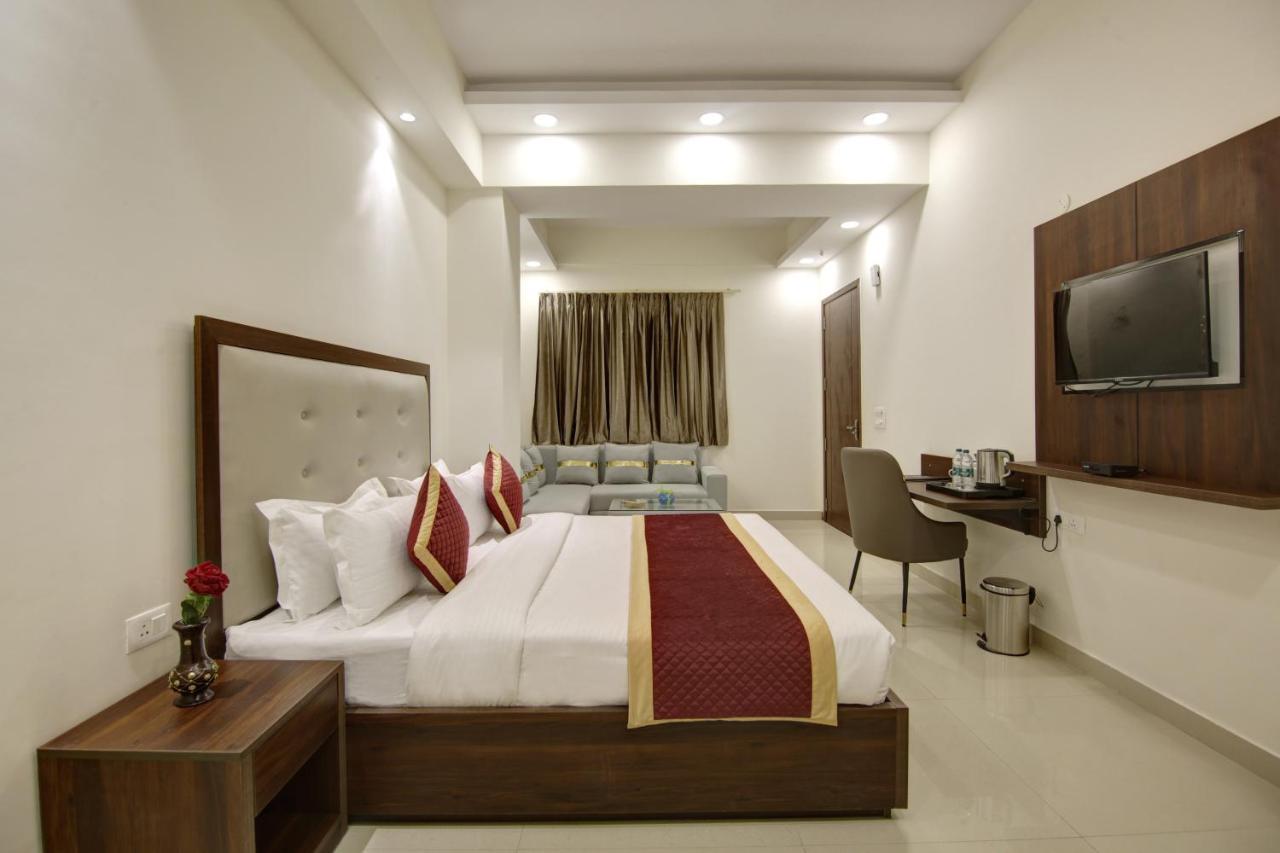 Hotel La Mirage Noida Exteriér fotografie
