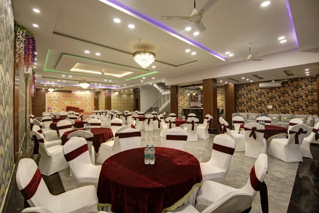 Hotel La Mirage Noida Exteriér fotografie